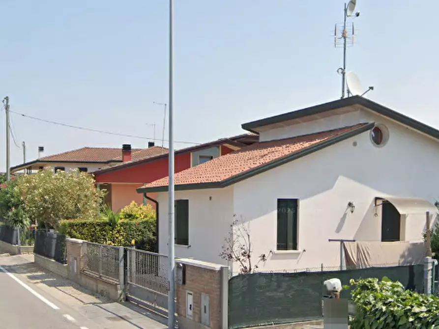 Immagine 4 di Appartamento in vendita  in Via Guglielmo Marconi a Campagna Lupia