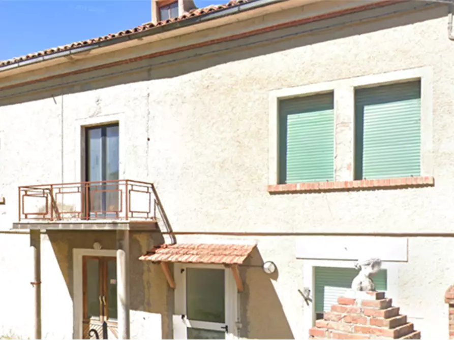 Immagine 15 di Stabile in vendita  in Via Serra di Sopra a Pennabilli