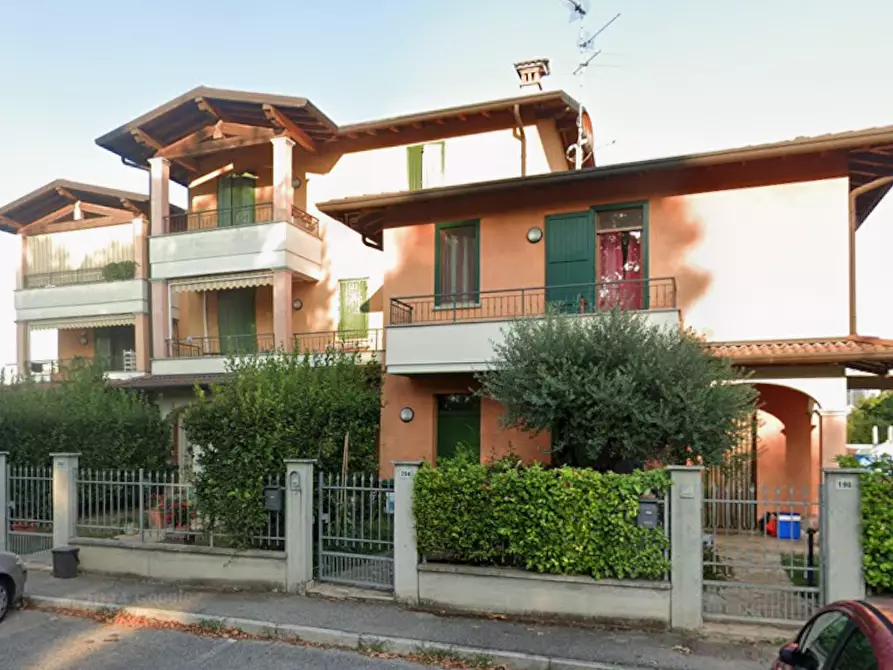 Immagine 6 di Appartamento in vendita  in Via Lisbona a Castel Goffredo