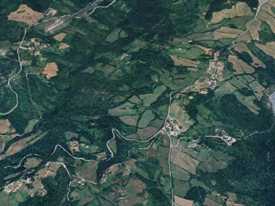 Immagine 9 di Stabile in vendita  in Località Montecarelli a Barberino Di Mugello