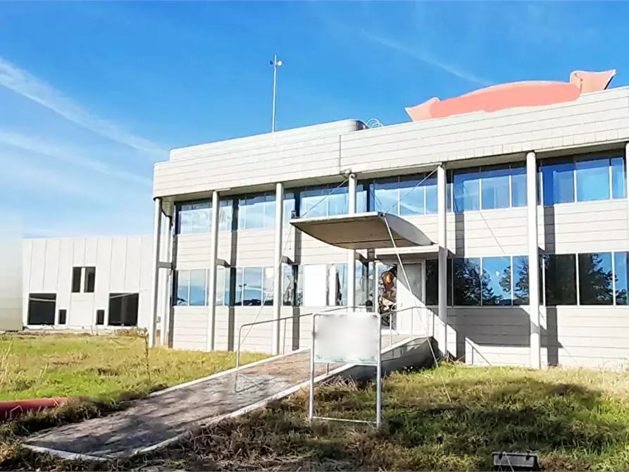 Immagine 15 di Stabile in vendita  in Via Pablo Neruda a Gatteo