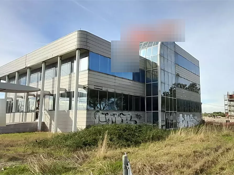 Immagine 16 di Stabile in vendita  in Via Pablo Neruda a Gatteo