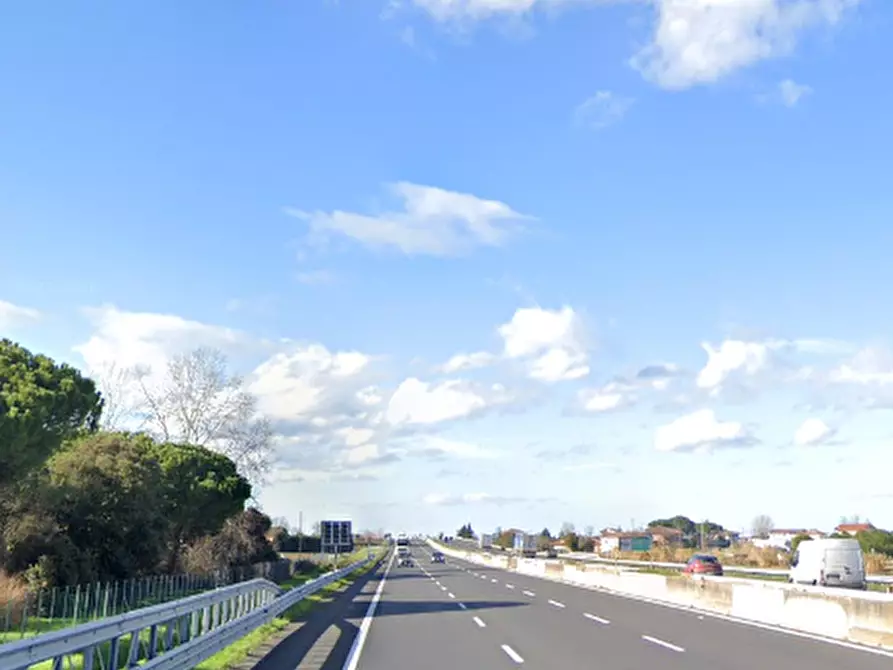 Immagine 23 di Stabile in vendita  in Via Pablo Neruda a Gatteo