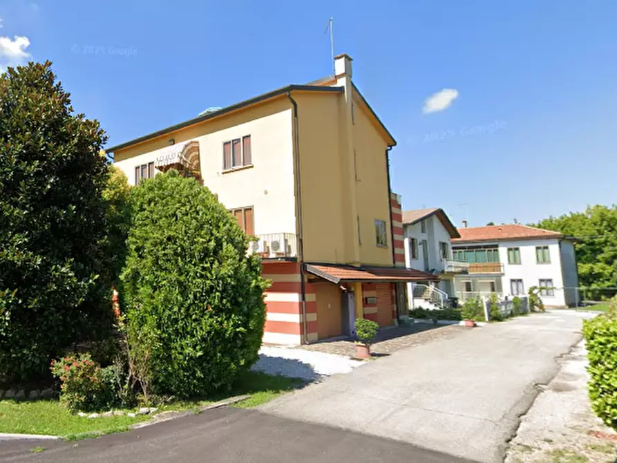 Immagine 3 di Appartamento in vendita  in Via Stazione a Abano Terme