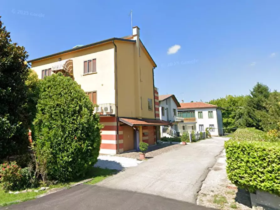 Immagine 9 di Appartamento in vendita  in Via Stazione a Abano Terme