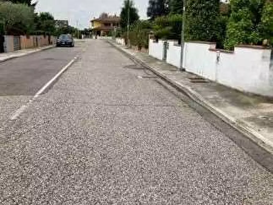 Immagine 4 di Terreno edificabile in vendita  in Via C. Roda a Curtatone