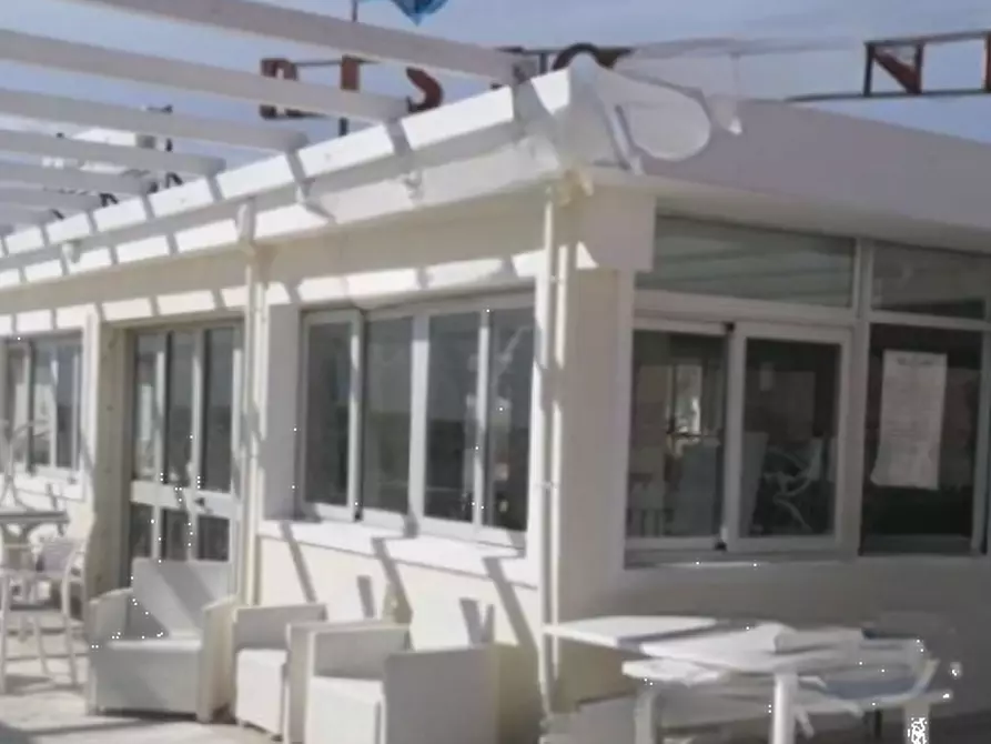 Immagine 2 di Capannone industriale in vendita  in Viale Petrarca a Ravenna