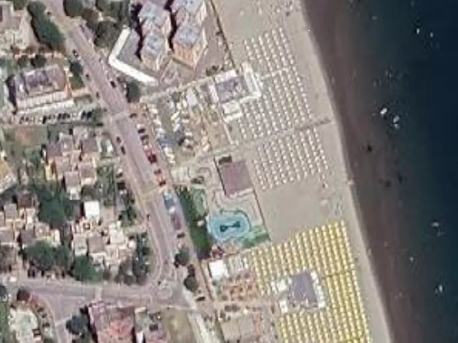 Immagine 8 di Capannone industriale in vendita  in Viale Petrarca a Ravenna