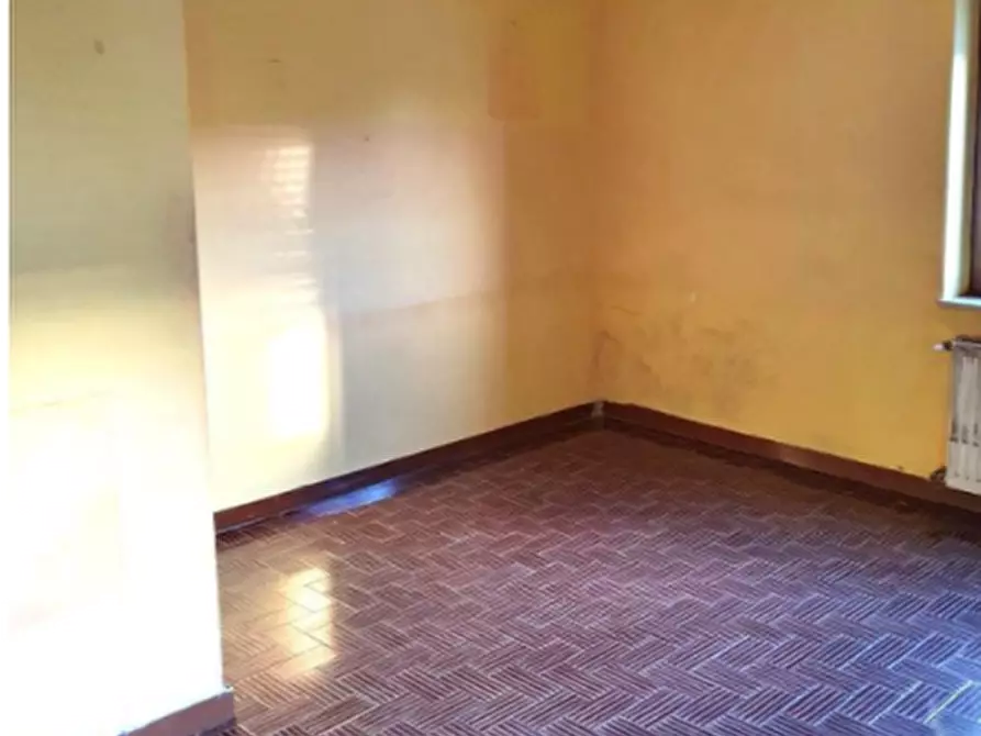 Immagine 15 di Appartamento in vendita  in Via Roma a Alseno