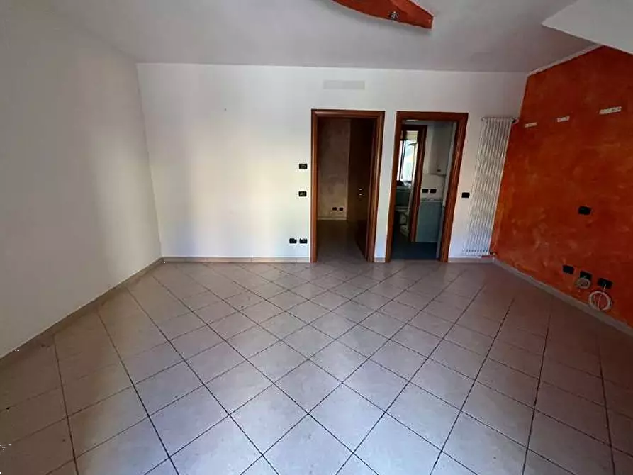 Immagine 10 di Villetta a schiera in vendita  in Strada San Romano Casetto a Ostiglia