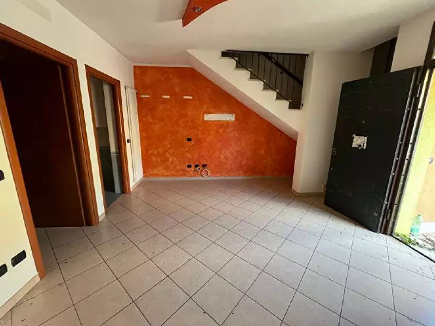 Immagine 11 di Villetta a schiera in vendita  in Strada San Romano Casetto a Ostiglia