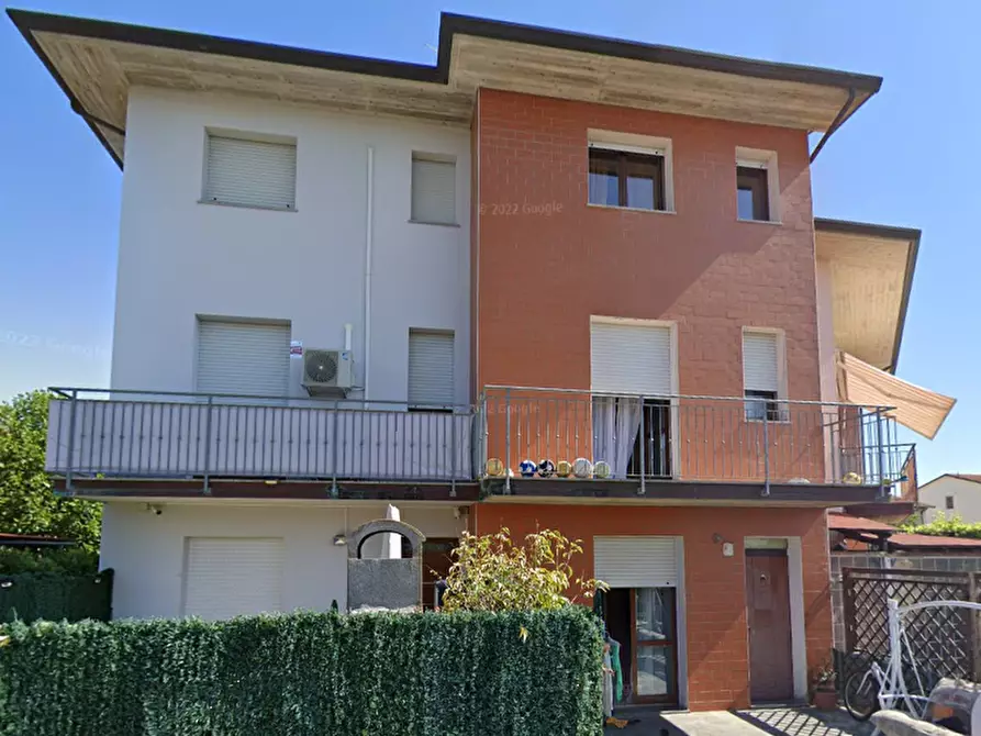 Immagine 7 di Villa in vendita  in Via F. Berardi a Massa Lombarda