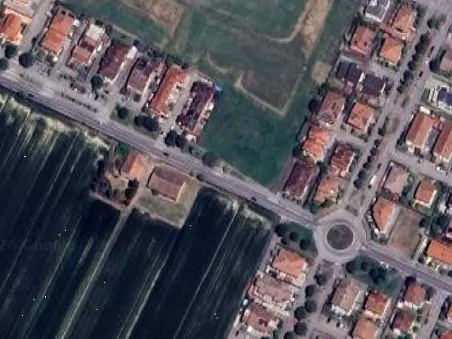 Immagine 17 di Villa in vendita  in Via F. Berardi a Massa Lombarda