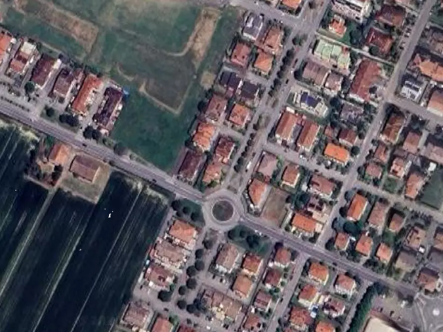 Immagine 18 di Villa in vendita  in Via F. Berardi a Massa Lombarda