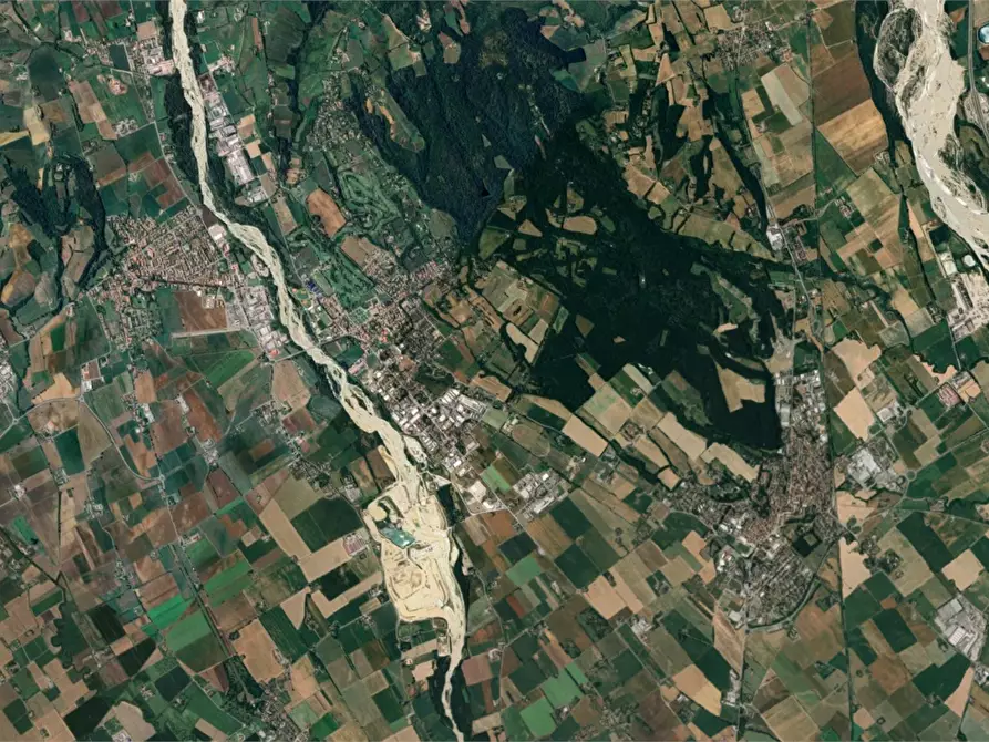 Immagine 8 di Magazzino in vendita  in Via Collecchio a Sala Baganza