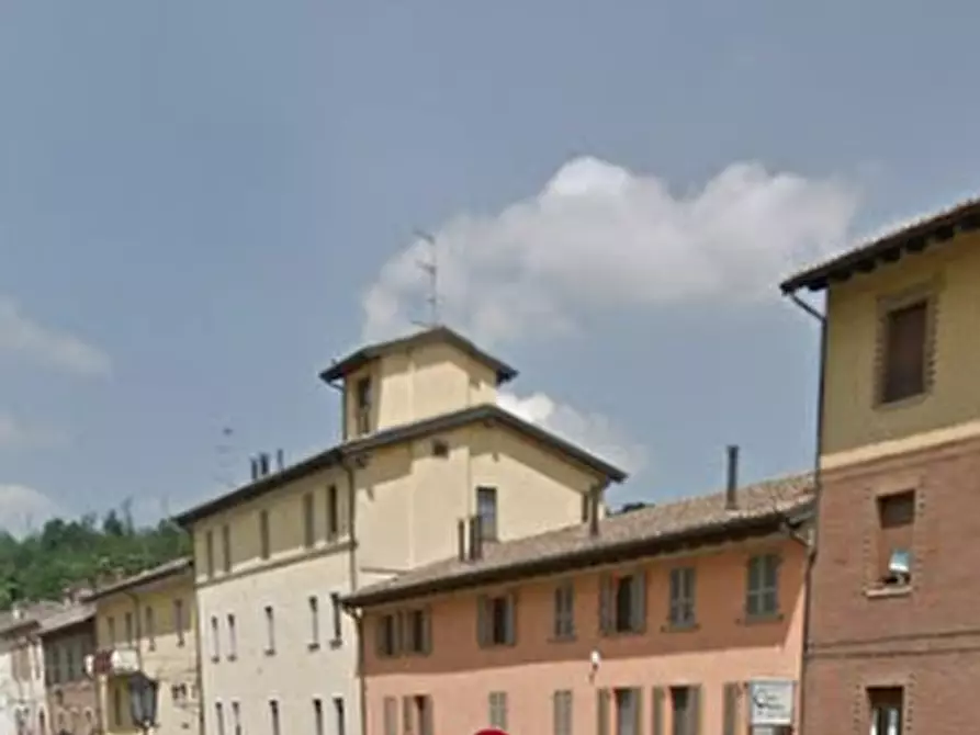 Immagine 10 di Appartamento in vendita  in Via Dante Alighieri a Castell'arquato
