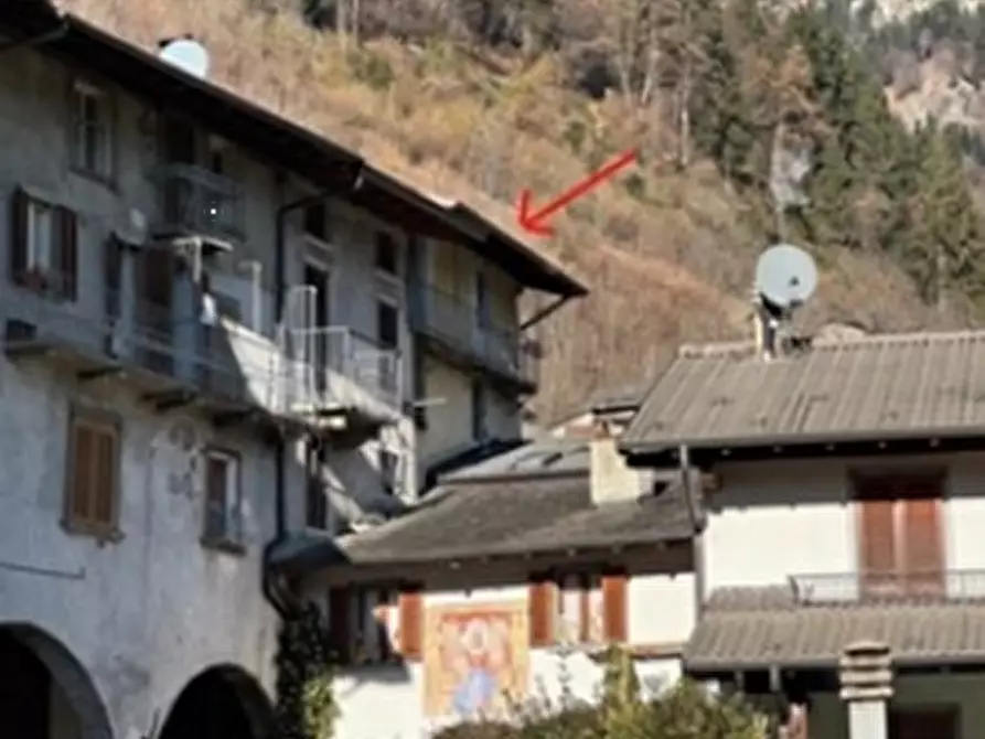 Immagine 2 di Porzione di casa in vendita  in Via Bereri a Mezzoldo