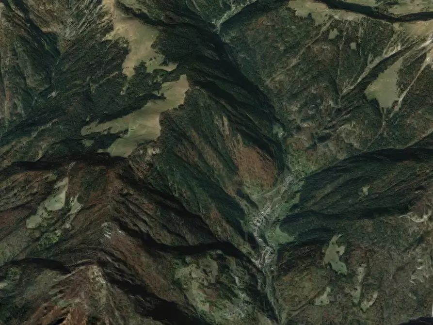 Immagine 13 di Porzione di casa in vendita  in Via Bereri a Mezzoldo