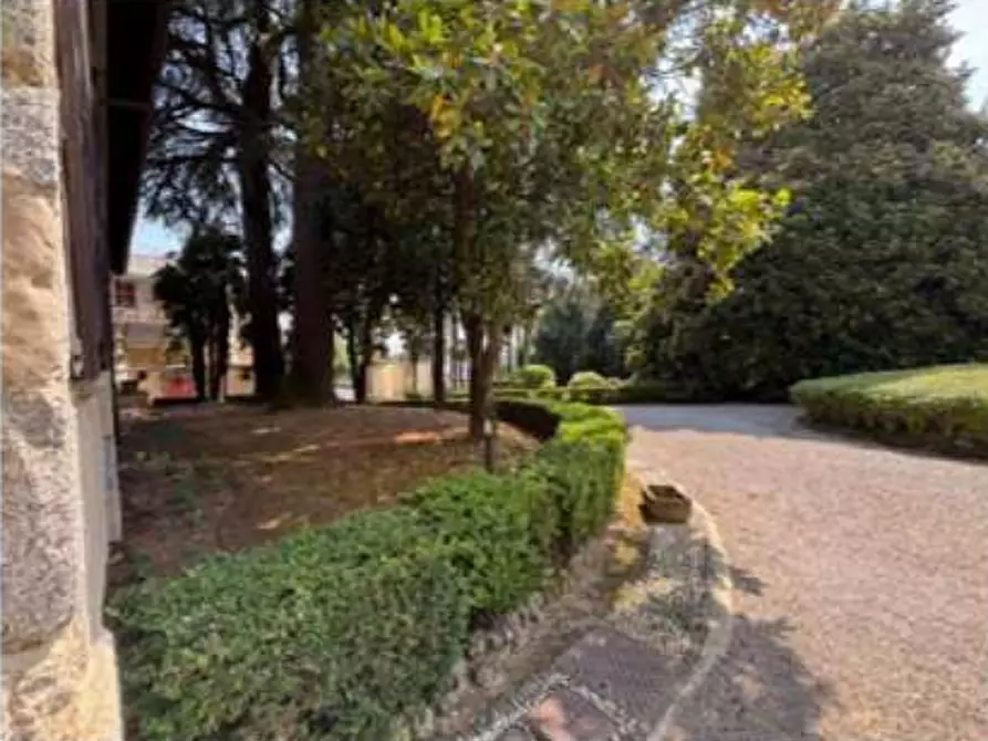 Immagine 3 di Porzione di casa in vendita  in Via Stanga Busca a Carate Brianza