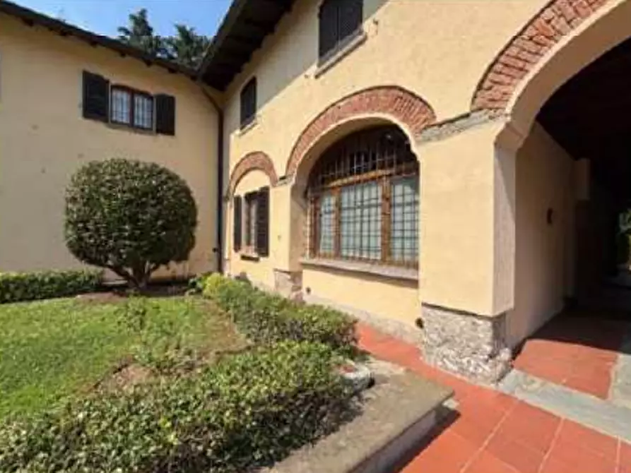 Immagine 8 di Porzione di casa in vendita  in Via Stanga Busca a Carate Brianza