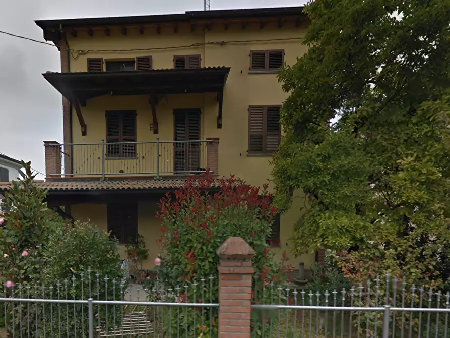 Immagine 10 di Appartamento in vendita  in Via Varano a Noceto