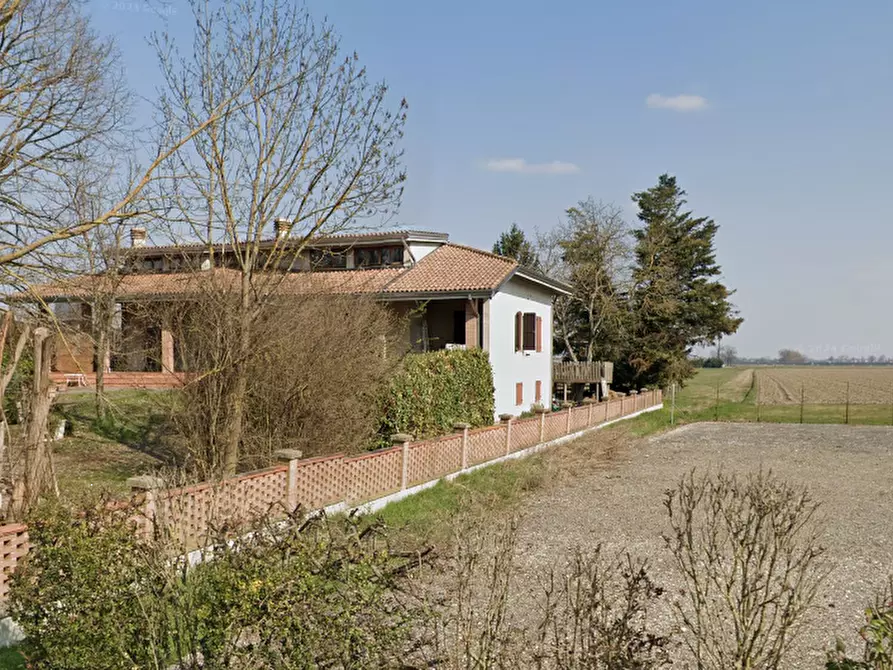 Immagine 9 di Casa indipendente in vendita  in Via Bertolotta a Sissa