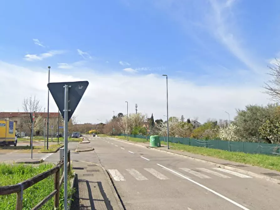 Immagine 3 di Garage in vendita  in Via della Cartiera a Forli'