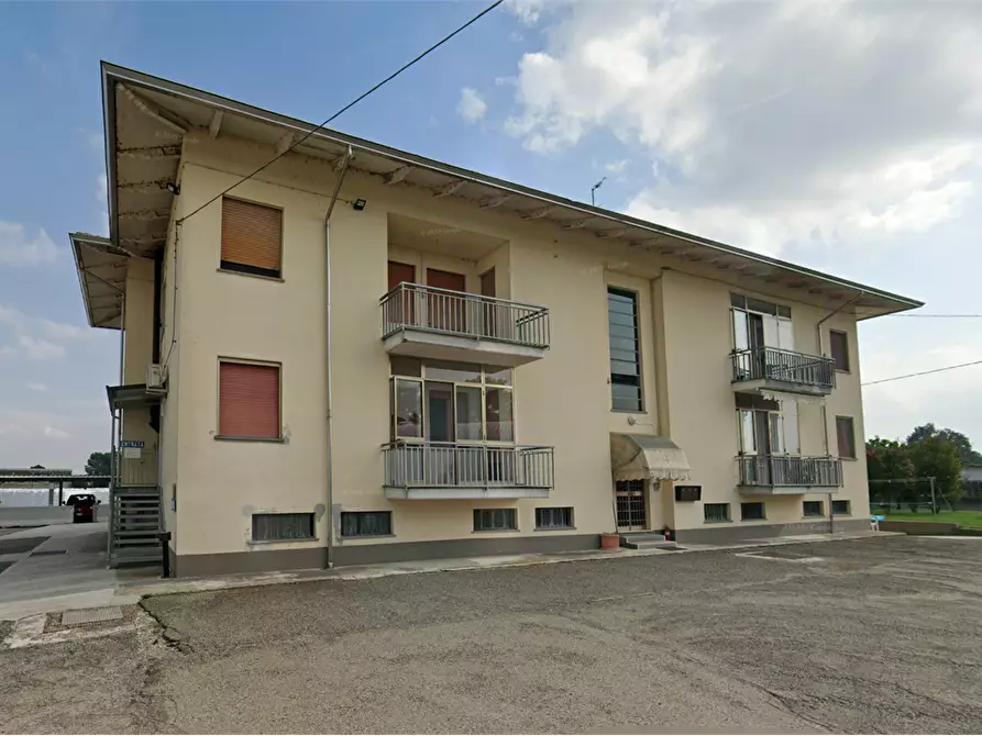 Immagine 8 di Appartamento in vendita  in Frazione Paroletta a Fontanellato