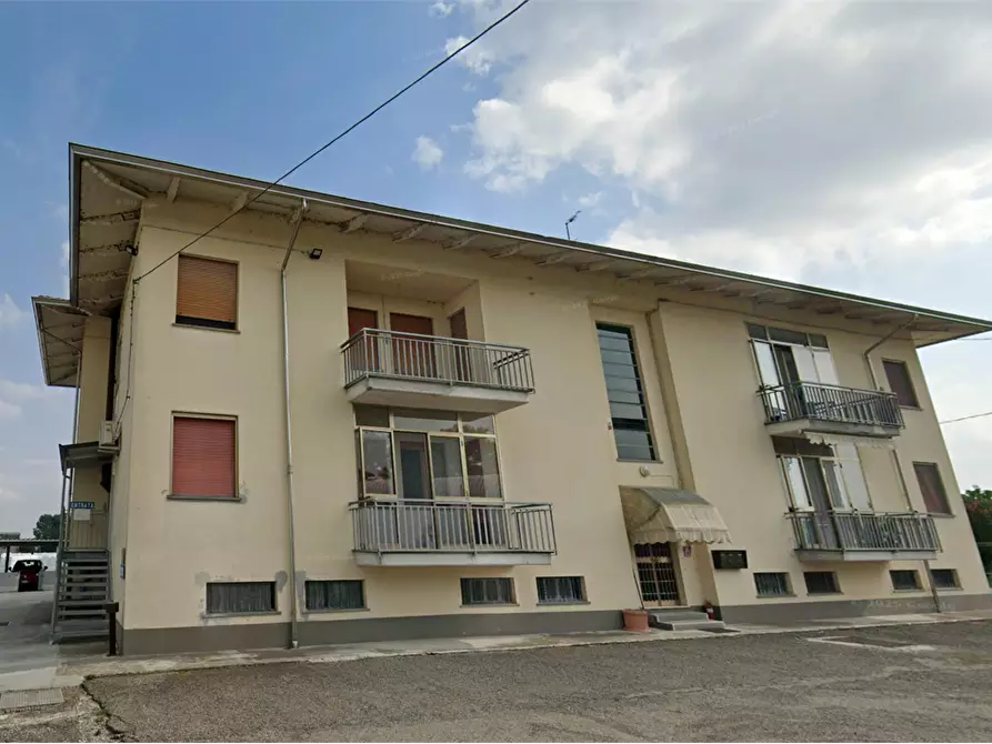 Immagine 9 di Appartamento in vendita  in Frazione Paroletta a Fontanellato