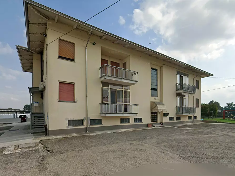 Immagine 10 di Appartamento in vendita  in Frazione Paroletta a Fontanellato