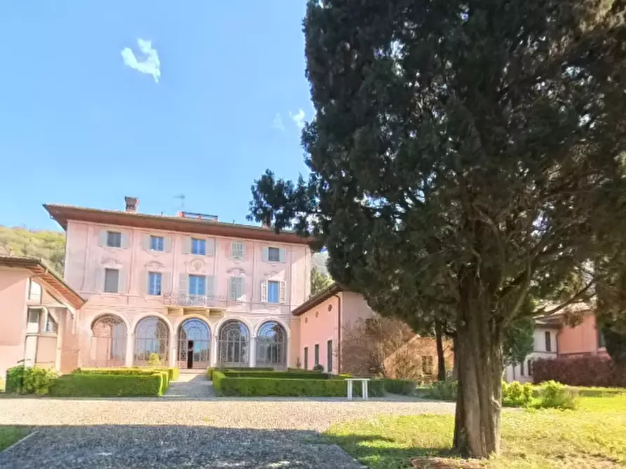 Immagine 1 di Villa in vendita  in Via Biagio Marini a Brescia