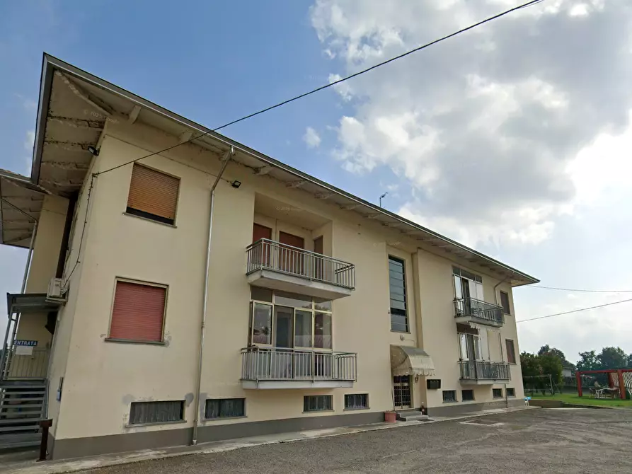 Immagine 2 di Appartamento in vendita  in Frazione Paroletta a Fontanellato