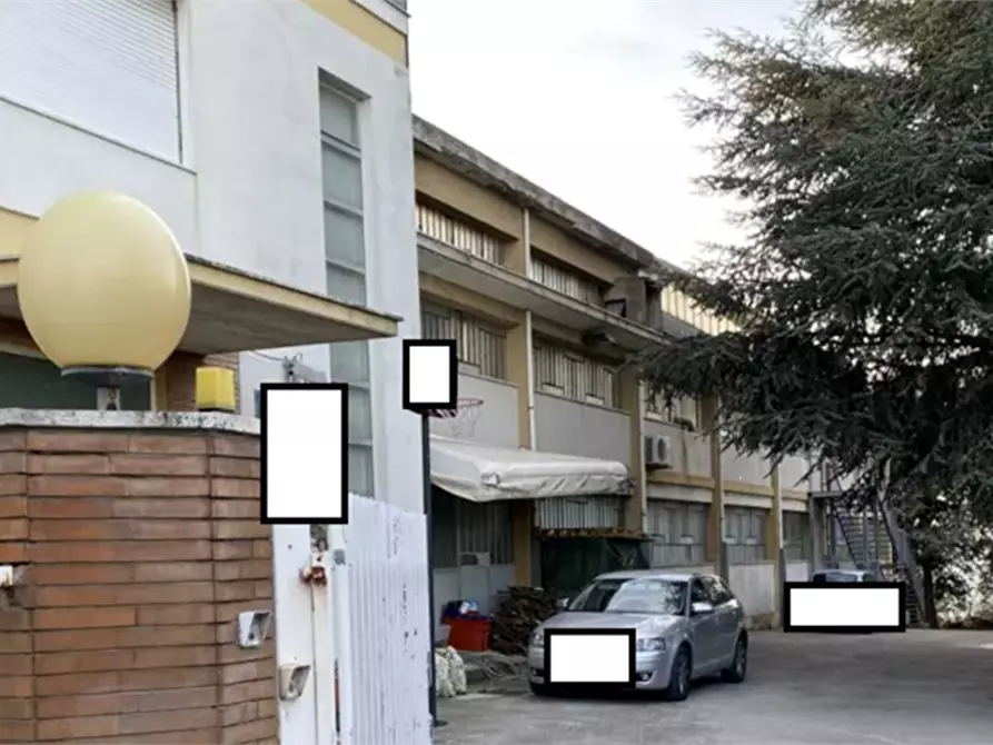 Immagine 1 di Laboratorio in vendita  in Via Lombardia a Sant'elpidio A Mare