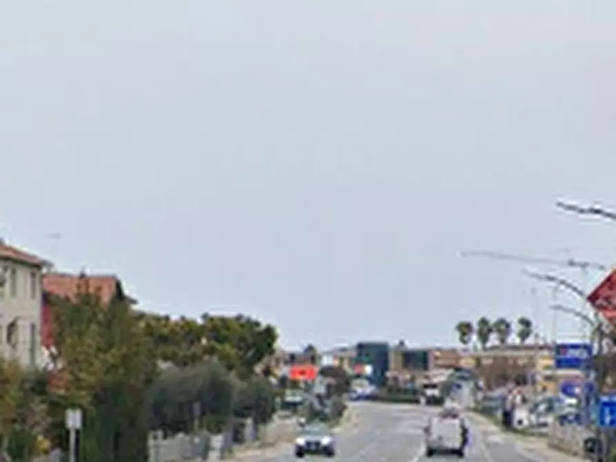 Immagine 5 di Laboratorio in vendita  in Via Aprutina a Altidona