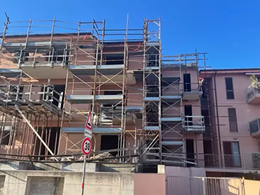 Immagine 4 di Stabile in vendita  in Via Pietro Paolo Rubens a Fermo