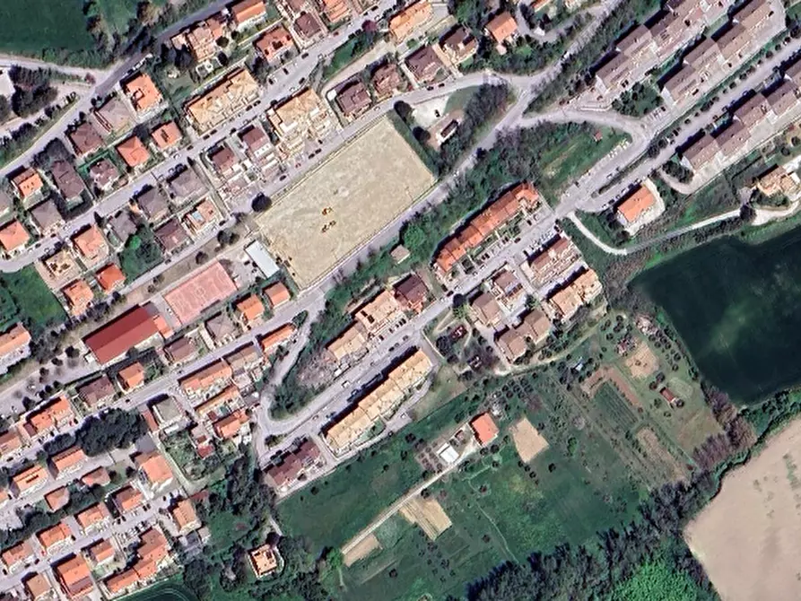 Immagine 8 di Stabile in vendita  in Via Pietro Paolo Rubens a Fermo