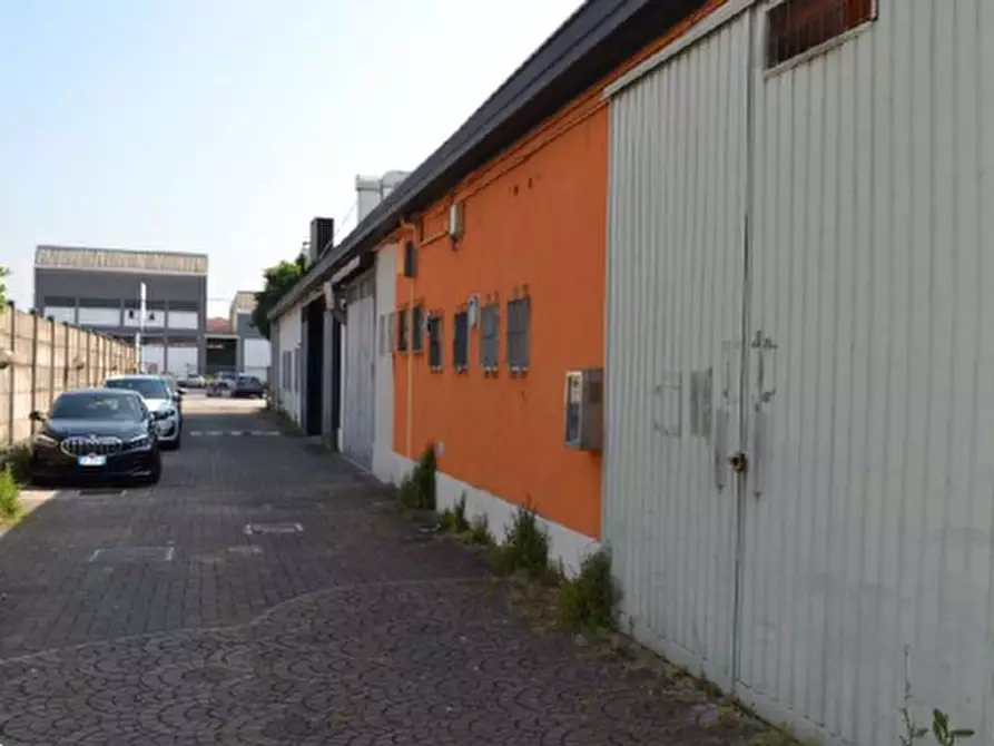 Immagine 6 di Capannone industriale in vendita  in Via Torricelli a Verona