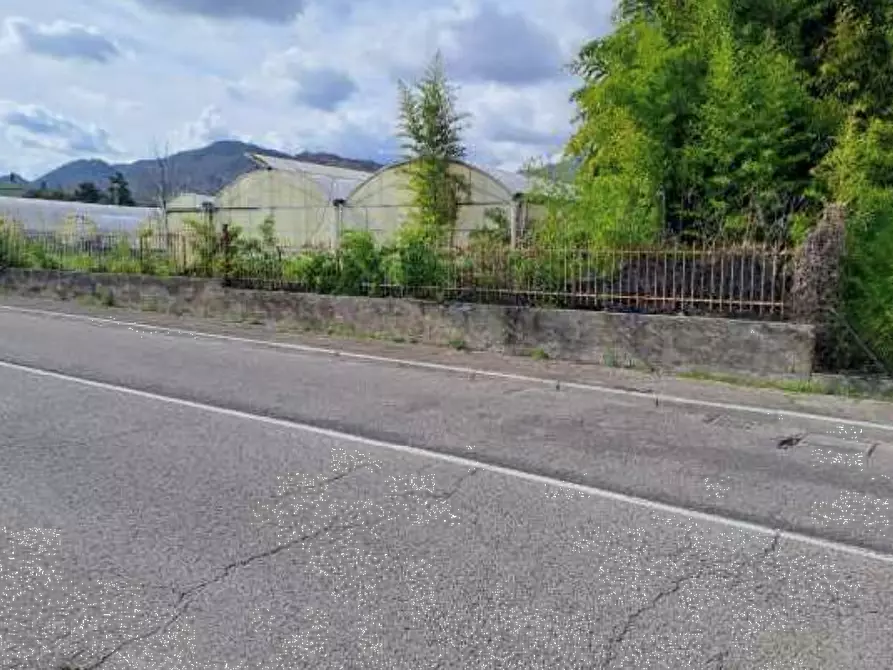 Immagine 3 di Magazzino in vendita  in Via Cinzio Cenedese a Vittorio Veneto