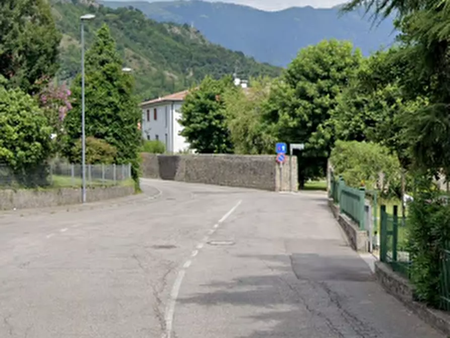 Immagine 15 di Magazzino in vendita  in Via Cinzio Cenedese a Vittorio Veneto