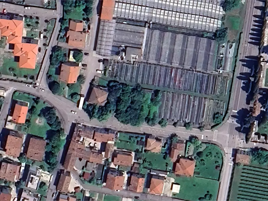 Immagine 16 di Magazzino in vendita  in Via Cinzio Cenedese a Vittorio Veneto