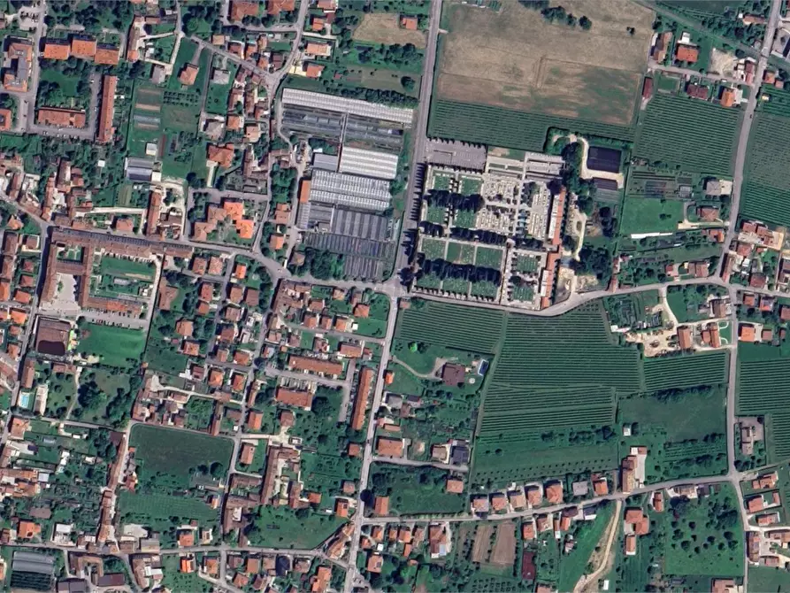 Immagine 17 di Magazzino in vendita  in Via Cinzio Cenedese a Vittorio Veneto