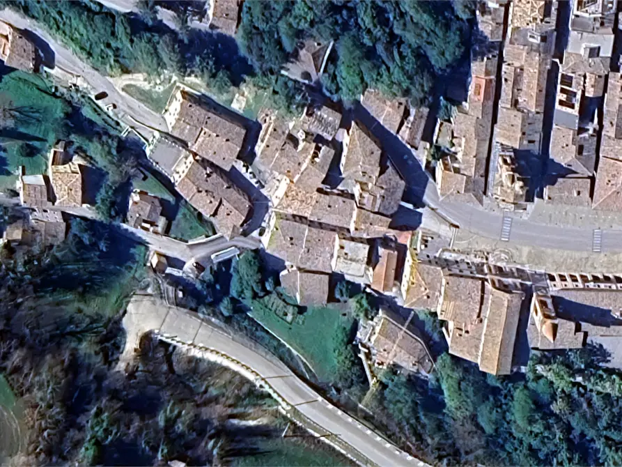 Immagine 10 di Appartamento in vendita  in Via Lungara Rio a Caldarola