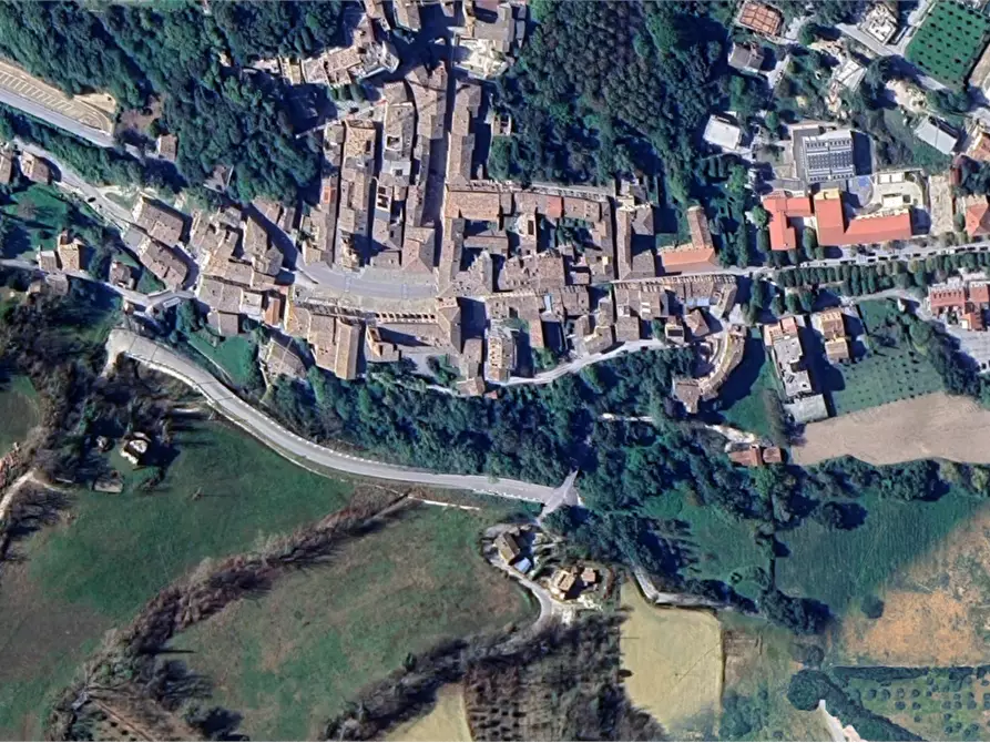 Immagine 11 di Appartamento in vendita  in Via Lungara Rio a Caldarola