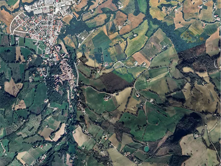 Immagine 17 di Appartamento in vendita  in Via Lungara Rio a Caldarola