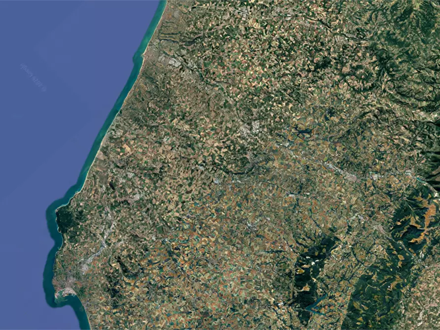 Immagine 20 di Appartamento in vendita  in Piazzale Cairoli a Montelupone