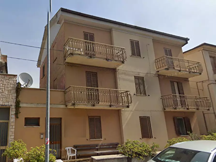 Immagine 16 di Porzione di casa in vendita  in Viale Adriatico  a Recanati