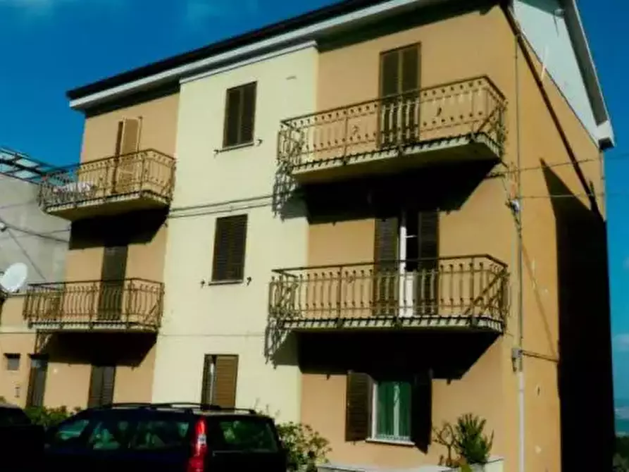 Immagine 2 di Appartamento in vendita  in Viale Adriatico  a Recanati