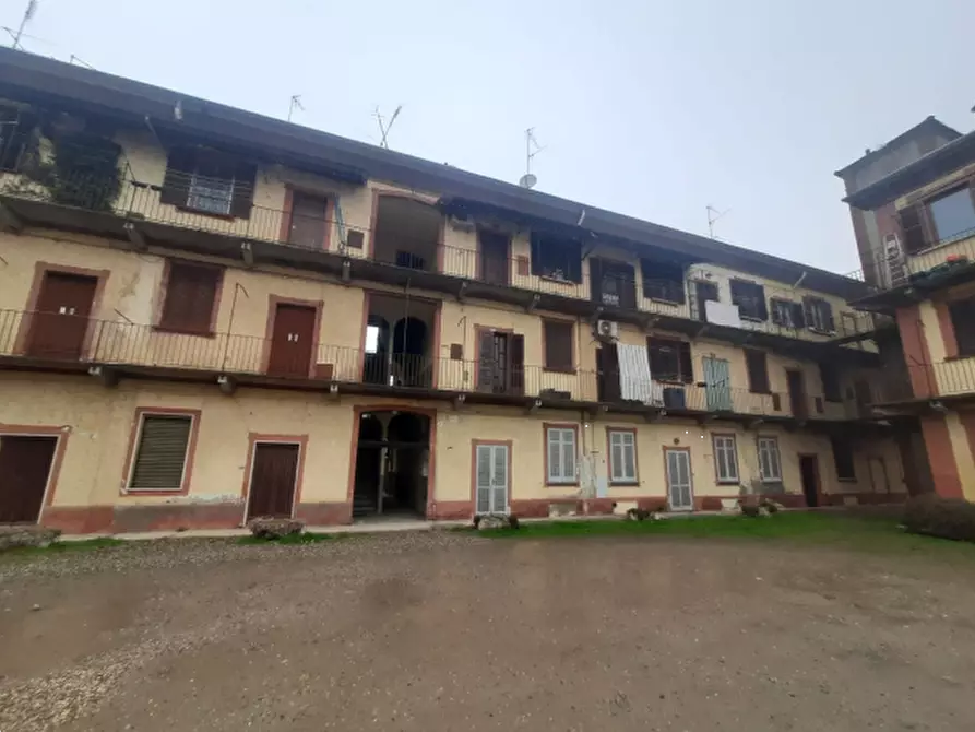 Immagine 1 di Appartamento in vendita  in Piazza XXIV Maggio a Cassolnovo