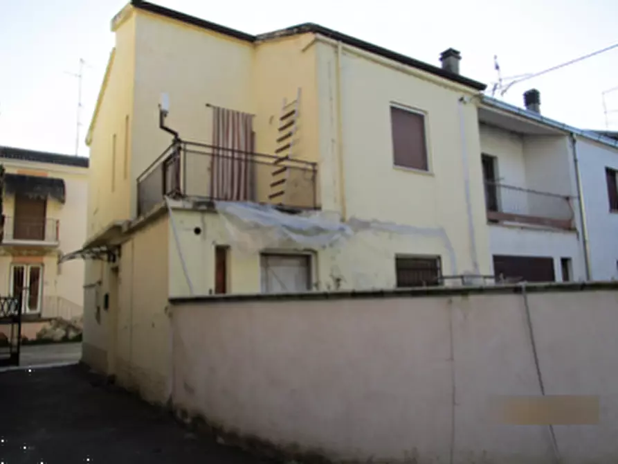 Immagine 4 di Casa indipendente in vendita  in Via Vitellio a Viadana