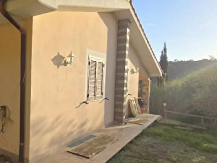 Immagine 16 di Villa in vendita  in Via Montorgiali a Scansano